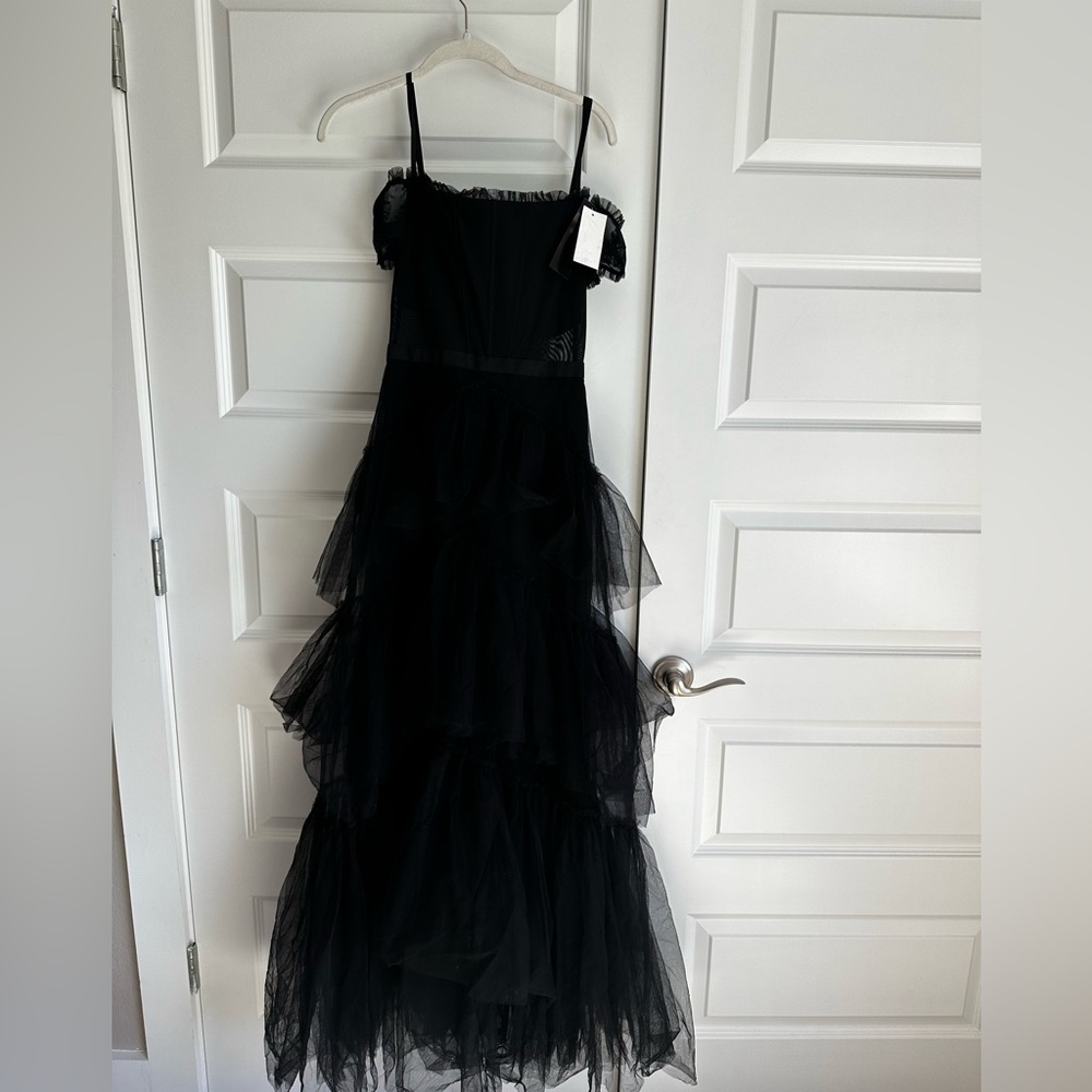 Betsy &‎ Adam Black Ruffle Off the Shoulder Tiered Mesh Ballgown NWT 0 - Picture 3 of 7